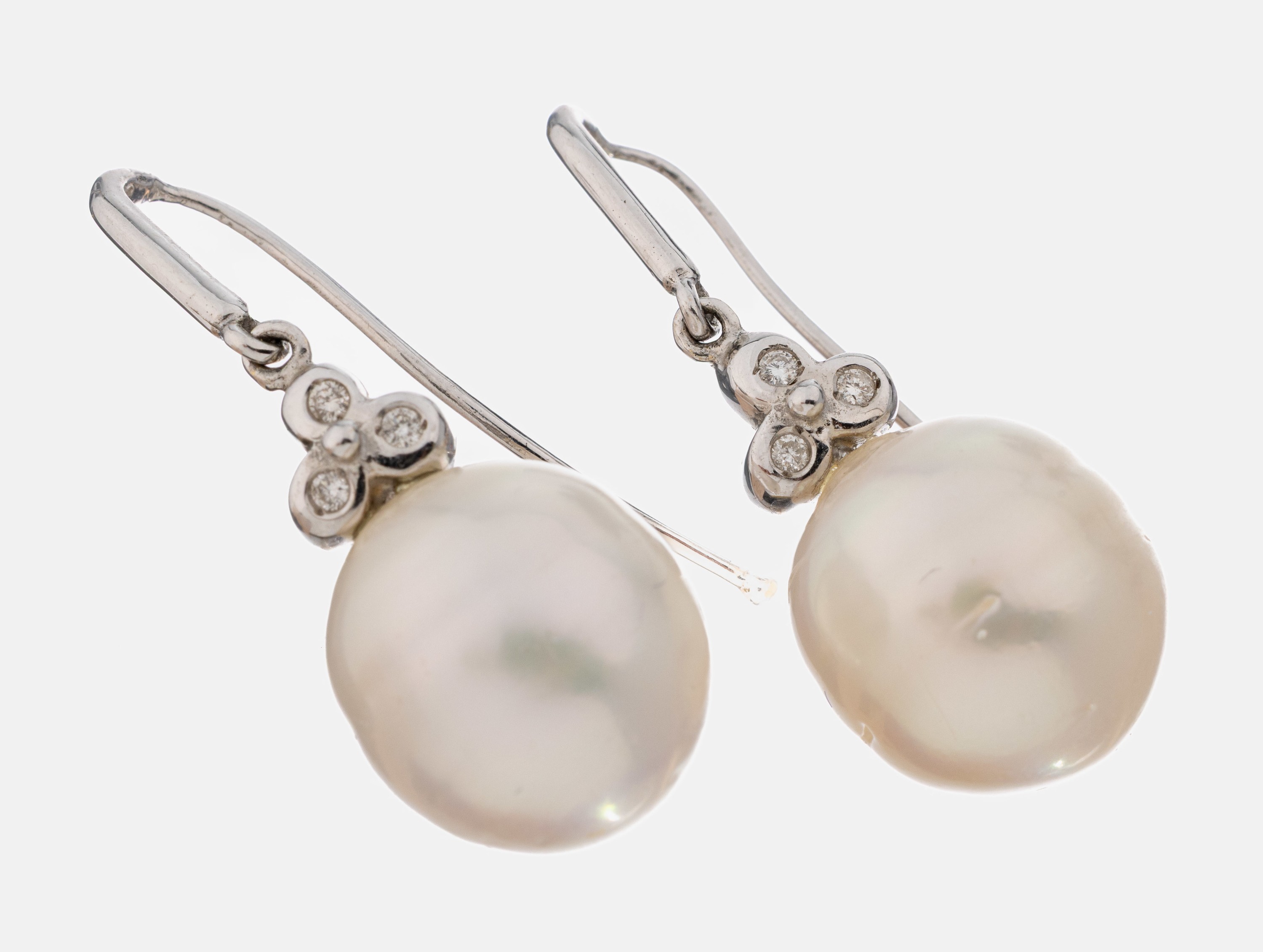 Image 27042563 - Paar 18 kt Gold Perl-Brillant-Ohrgehänge, WG 750/000, 2 Südseezuchtperlen, D. ca. ...