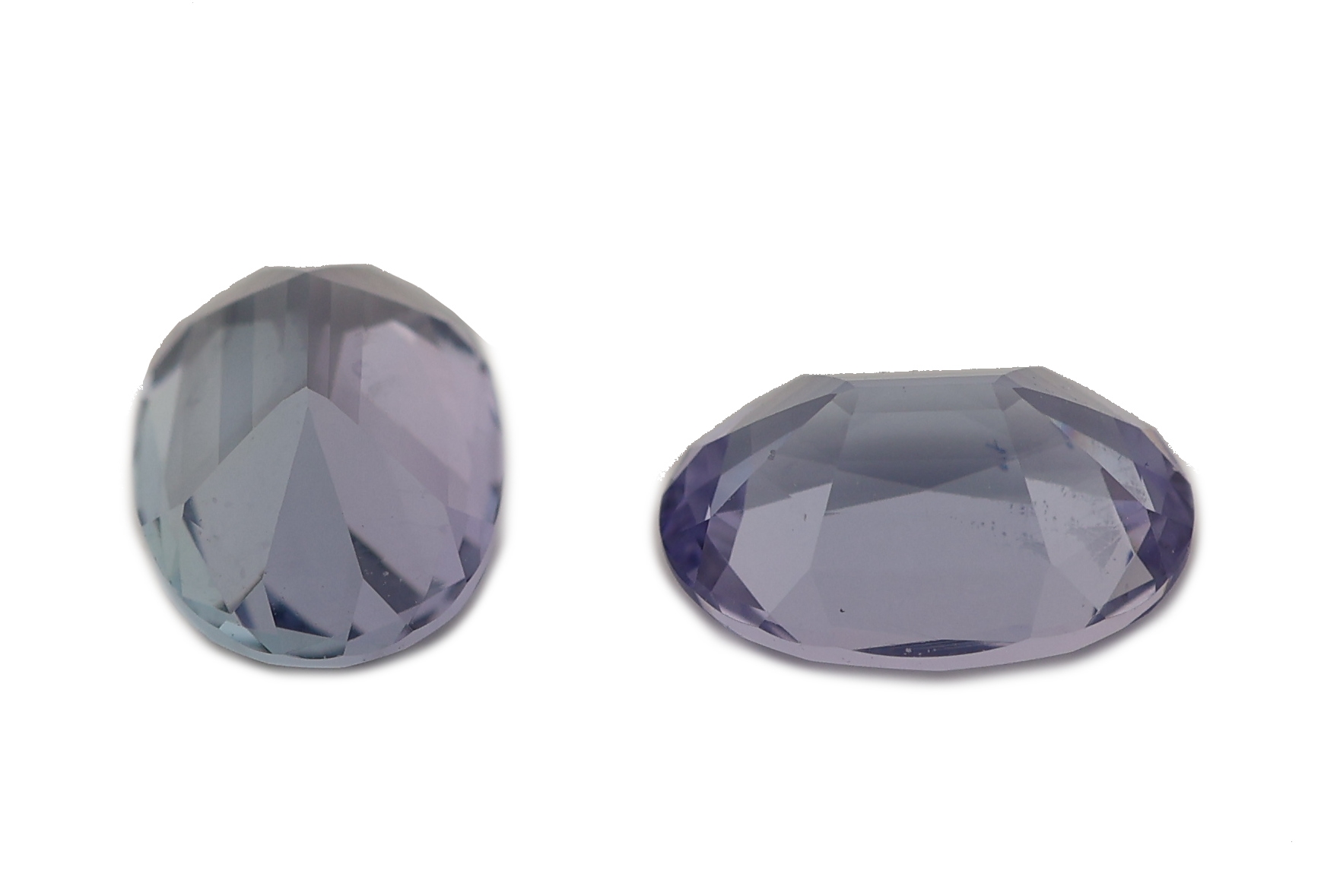 Detail a: Lot 2 ovalfacett. Tansanit, zus. ca. 1.78 ct