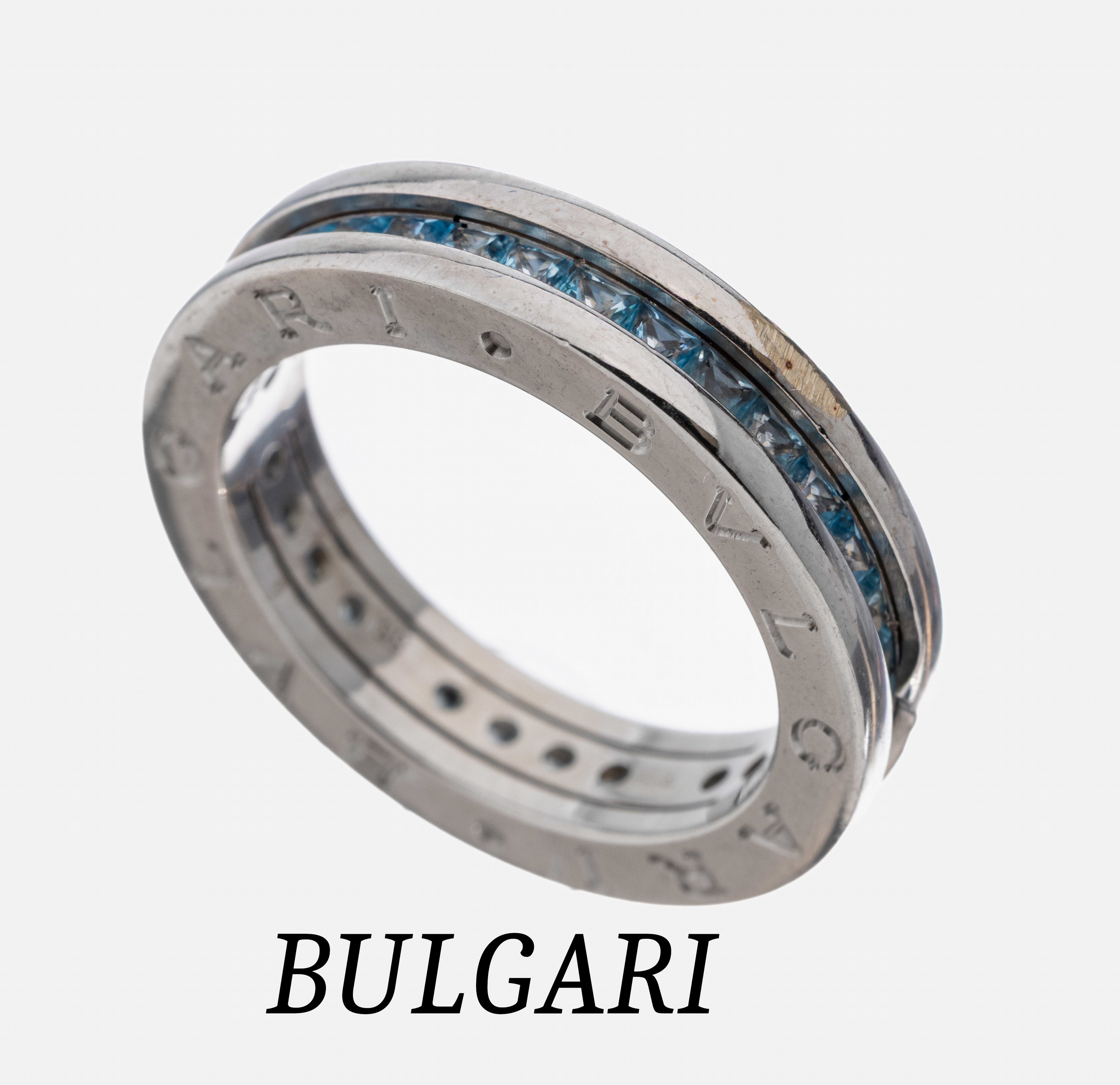 Image 27042593 - 18 kt Gold BULGARI Topas-Memoryring, WG 750/000, blaue Topas-Carrees (beh.) zus. ca. ...