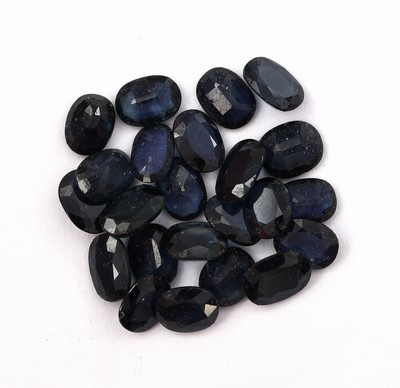 Image Lot lose Saphire, zus. ca. 11.44 ct, ovalfacett. in versch. Größen und Farbnuancen ...