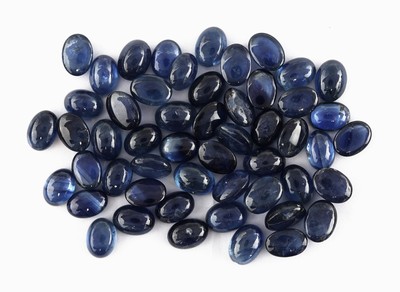 Image Lot lose Saphire, zus. ca. 63.12 ct, ovale Cabochons in versch. Größen und Farbnuancen ...