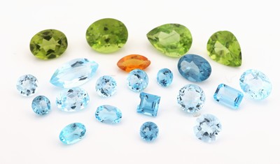 Image Lot lose Farbsteine, zus. ca. 23.20 ct, Topas, Peridots und 1 Citrin, versch. ...