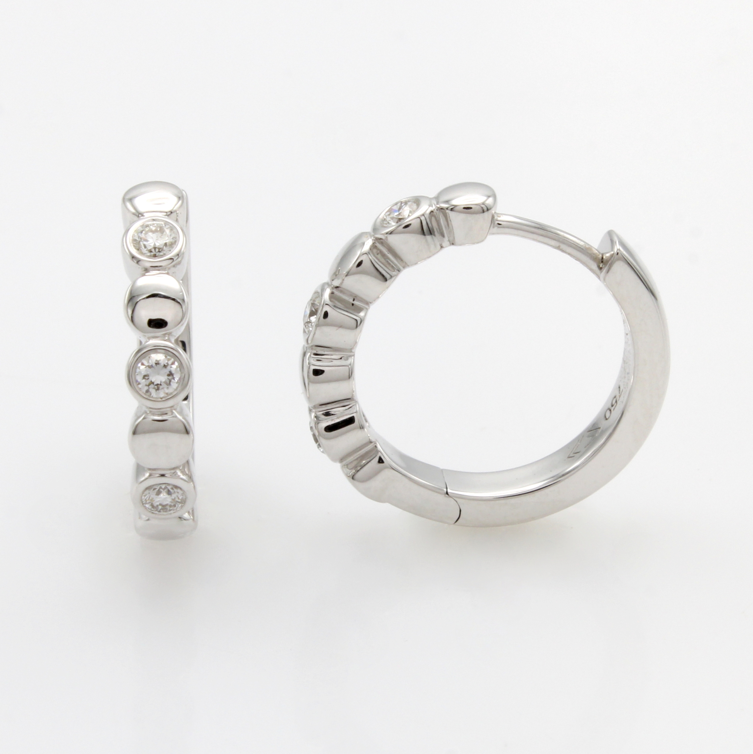 Image 27042835 - Paar Creolen mit Brillanten, WG 750/000, Brill. in Zargenfassung zus. ca. 0.36 ct ...