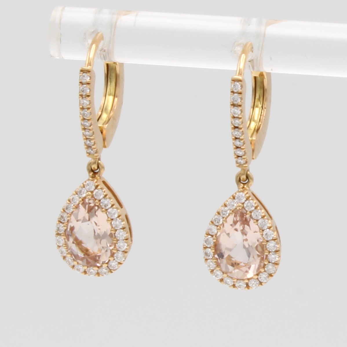 Image 27042888 - Paar Ohrgehänge mit Morganiten und Brillanten , RG 750/000, 2 Morganittropfen zus. ca. ...