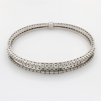 27042812a - 2-reihiger Armreif mit Brillanten, WG 750/ 000, 62 Brill. zus. ca. 1.90 ct Weiß/si, mit ...
