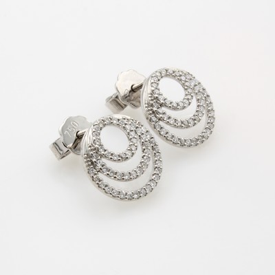 27042830a - Paar Ohrstecker mit Brillanten, WG 750/000, Brill. zus. ca. 0.40 ct Weiß/si, 3-reihige, ...