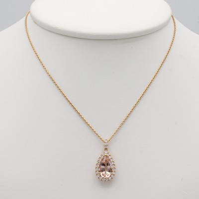 27042887a - Anhänger mit Morganit und Brillanten an Kette, RG 750/000, Morganittropfen ca. 2.0 ct, ...