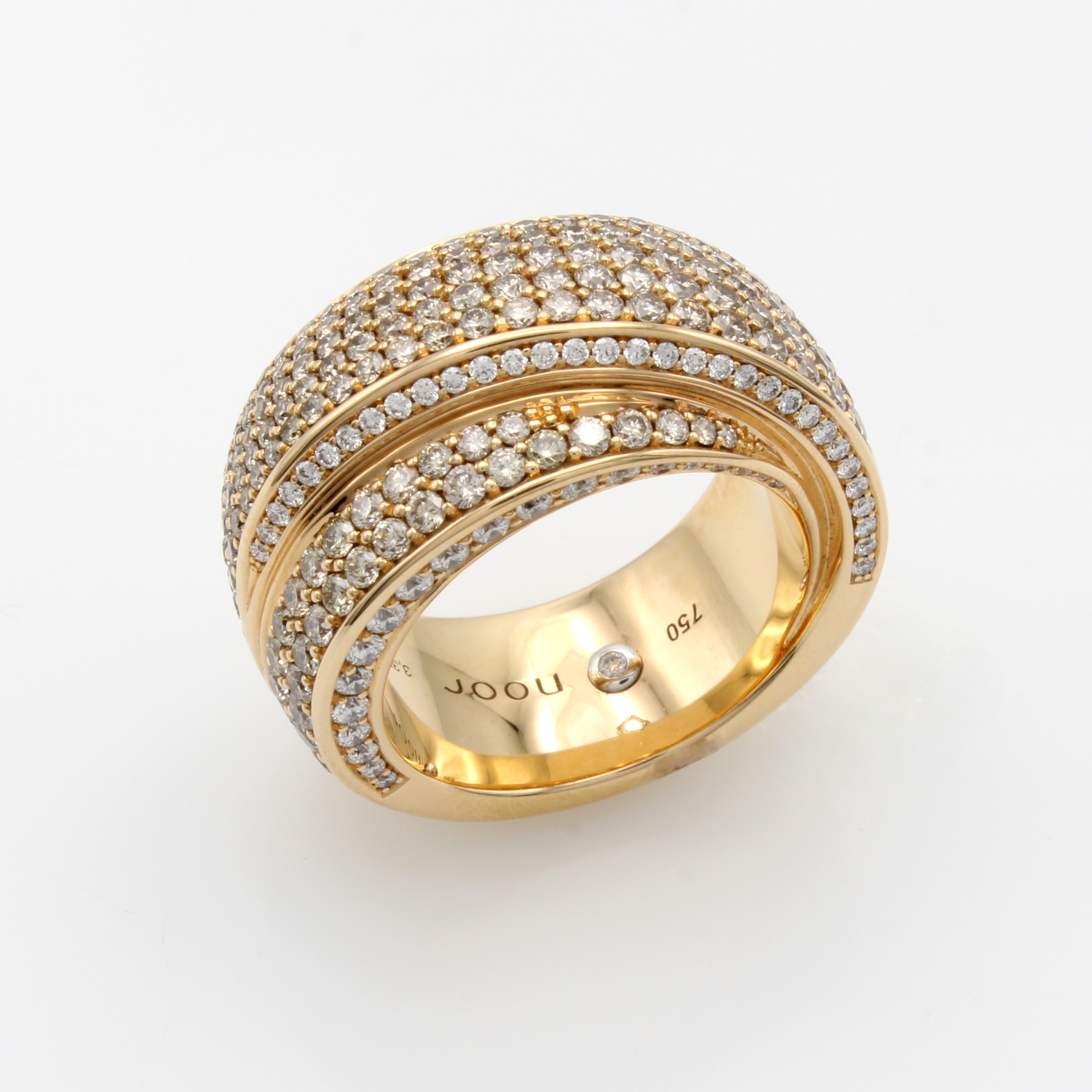 Image 27043275 - Massiver Ring mit Brillanten, RoseG 750/000, Brill. zus. ca. 0.42 ct feines Weiß/vs u. ...