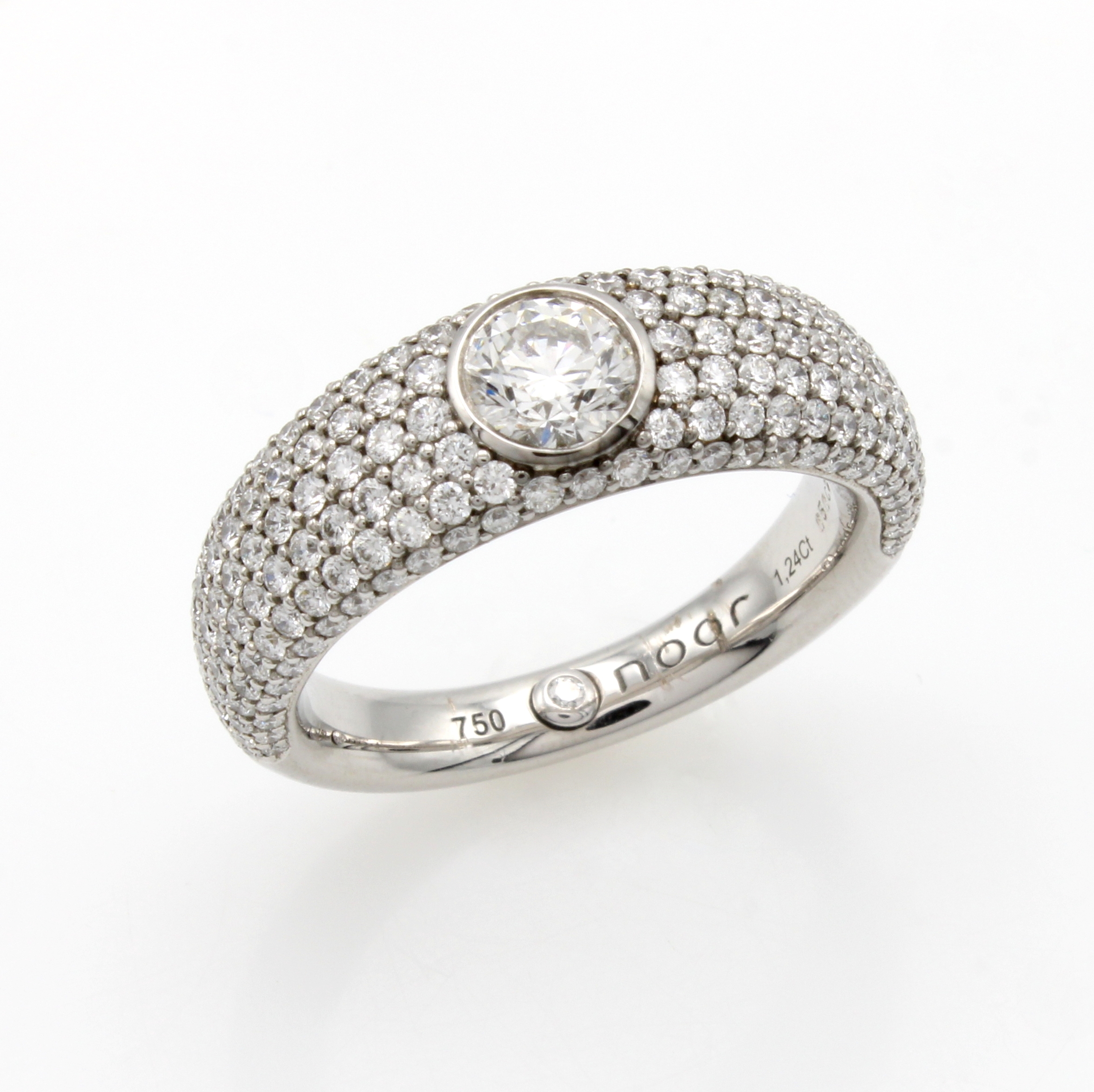 Image 27043283 - Bandring mit Brillanten, WG 750/000, Mittel-stein ca. 0.50 ct und Besatzbrill. zus. ca. ...