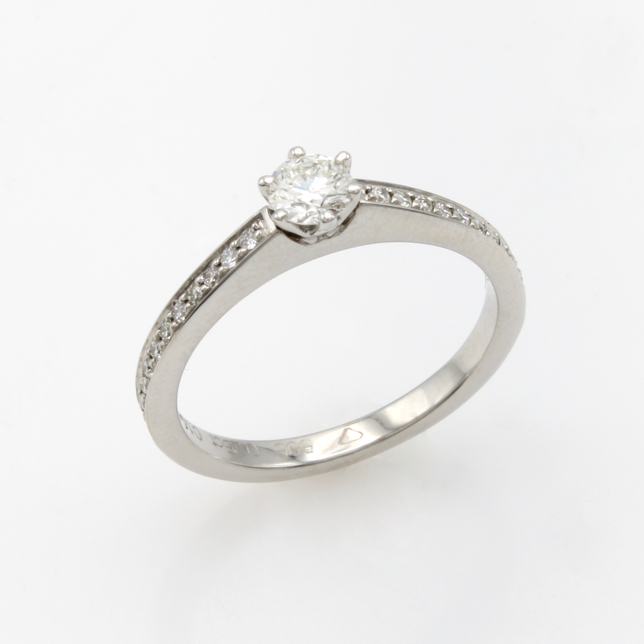 Image 27043312 - Ring mit Brillanten, WG 585/000, Mittelstein ca. 0.25 ct Weiß/si u. Besatzbrill. zus. ...