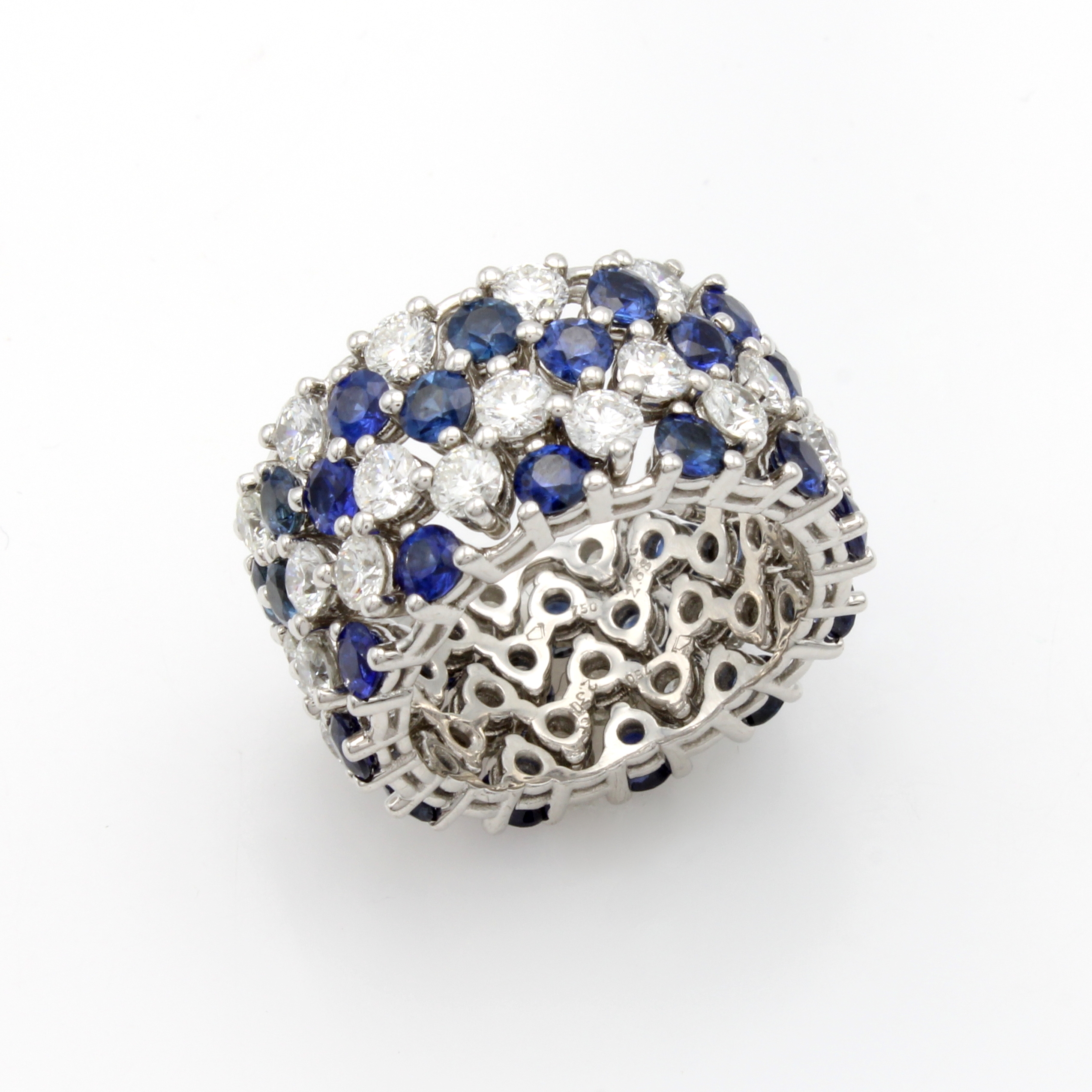 Image 27043313 - Ringset bes. aus 4 Ringen mit Saphiren und Brillanten, WG 750/000, 1 Saphirring ca. 1.35 ...