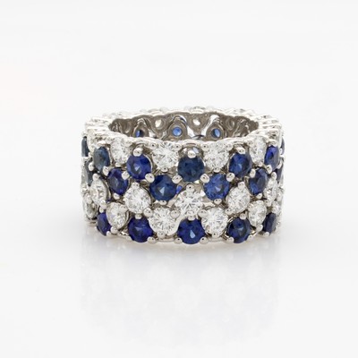 27043313a - Ringset bes. aus 4 Ringen mit Saphiren und Brillanten, WG 750/000, 1 Saphirring ca. 1.35 ...