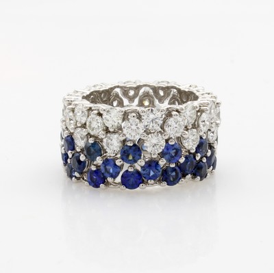 27043313b - Ringset bes. aus 4 Ringen mit Saphiren und Brillanten, WG 750/000, 1 Saphirring ca. 1.35 ...