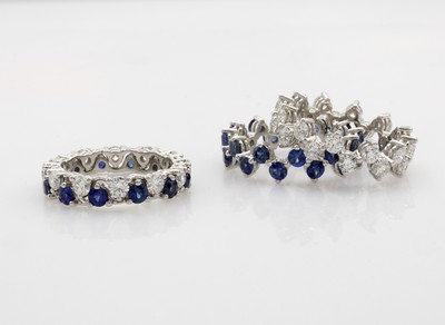 27043313d - Ringset bes. aus 4 Ringen mit Saphiren und Brillanten, WG 750/000, 1 Saphirring ca. 1.35 ...