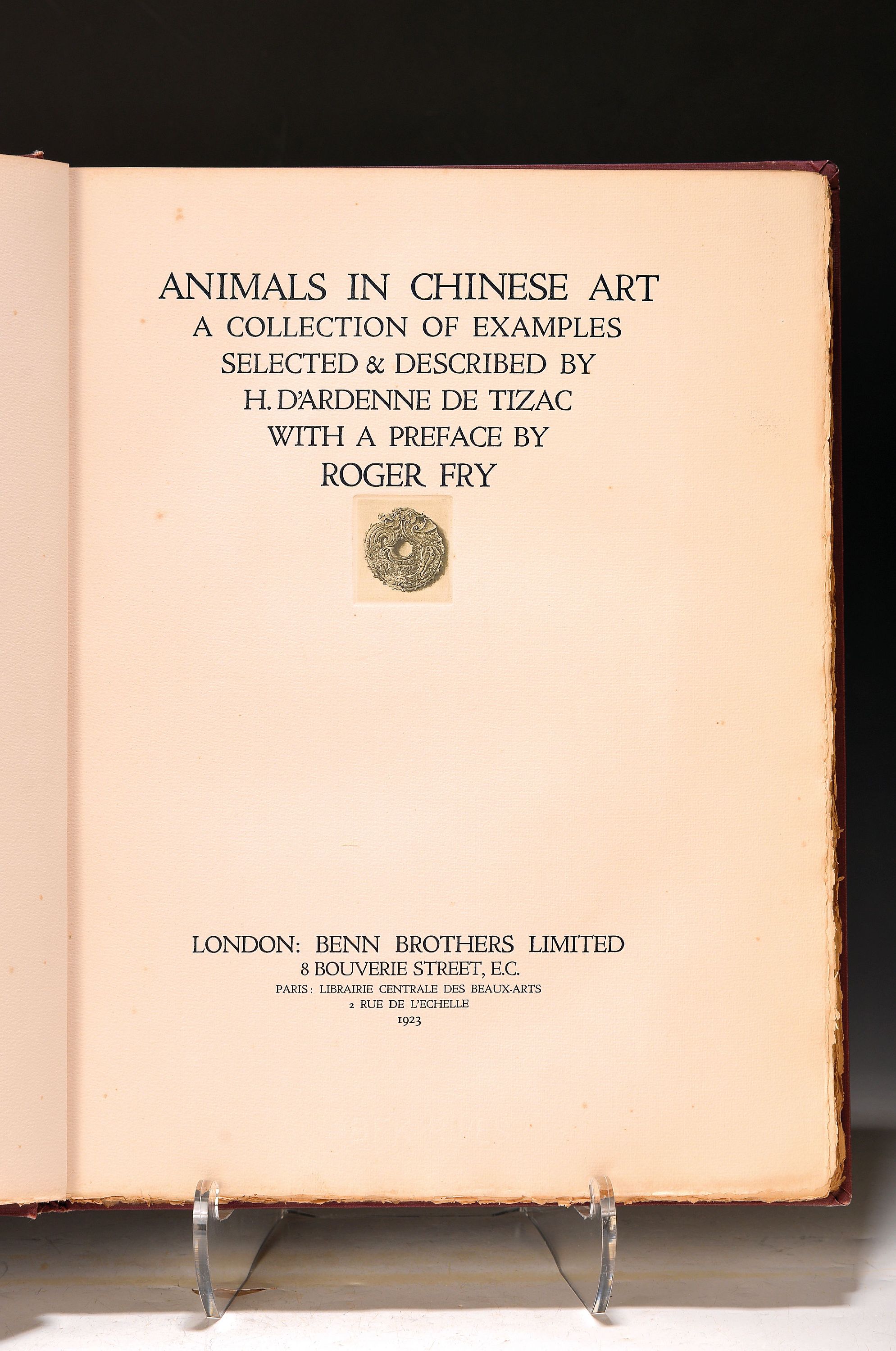 Image 27043548 - Roger Fry (1866-1934 London): Animals in Chinese Art, London, Benn Brothers 1923, 2° ...