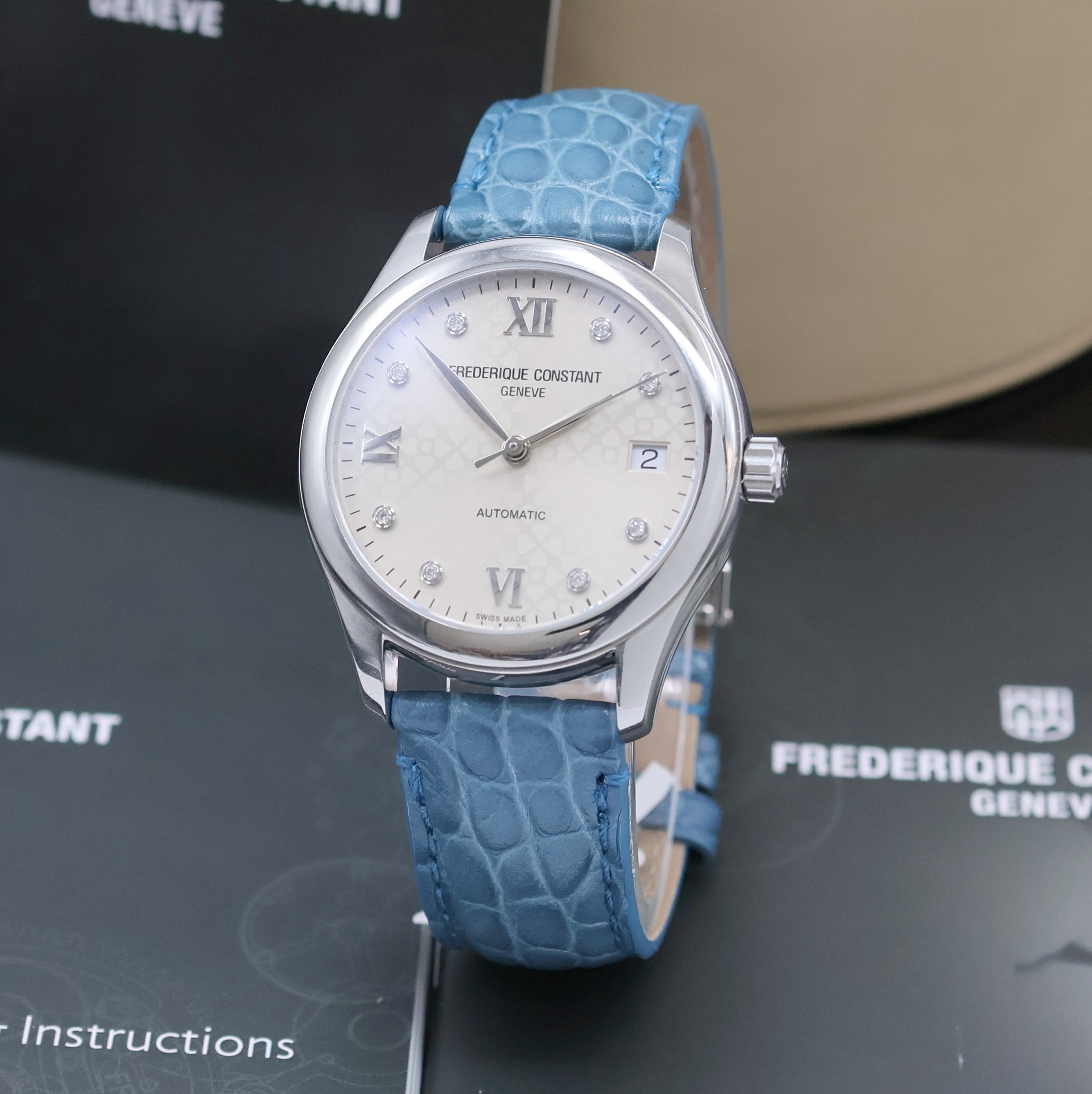 Image 27043559 - FREDERIQUE CONSTANT Classics Armbanduhr Referenz FC-303LGD3B6, Automatik, beids. vergl. ...