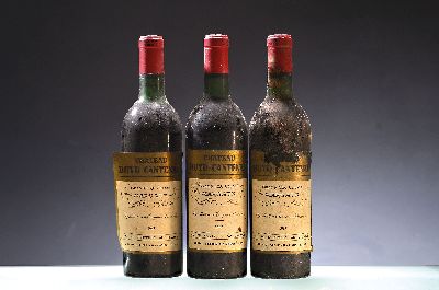 Image 3 Flaschen 1967 Chateau Boyd-Cantenac, Margaux, ca. 750ml, upper mid shoulder, beschmutzt