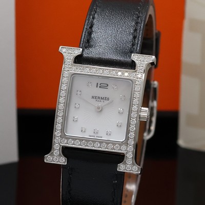 27043574a - HERMES Heure H diamantbesetzte Armbanduhr in Stahl Referenz HH1.230, quarz, orig. ...