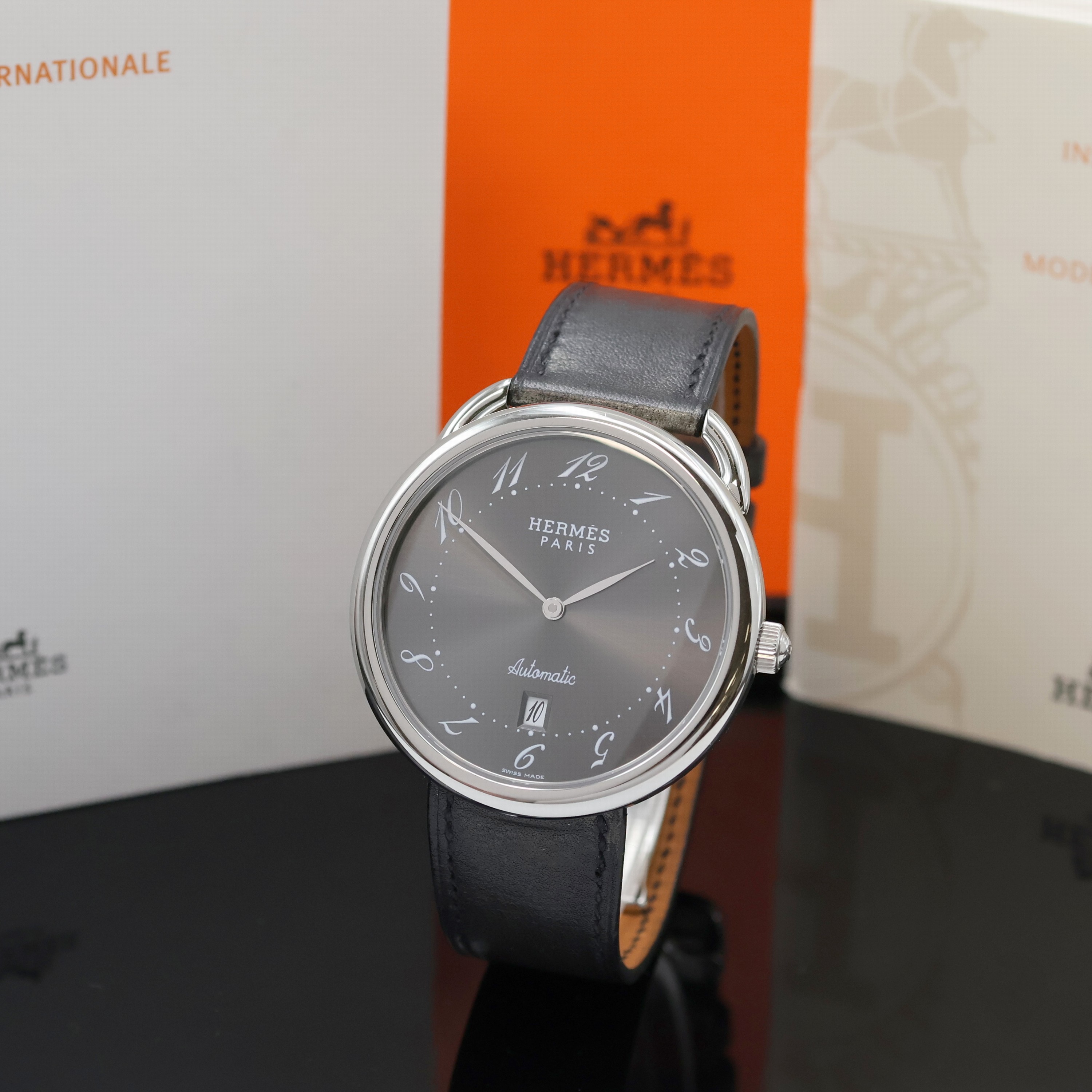 Image 27043607 - HERMES Armbanduhr Serie Arceau Referenz AR4.810, Automatik, Edelstahlgeh. inkl. orig. ...