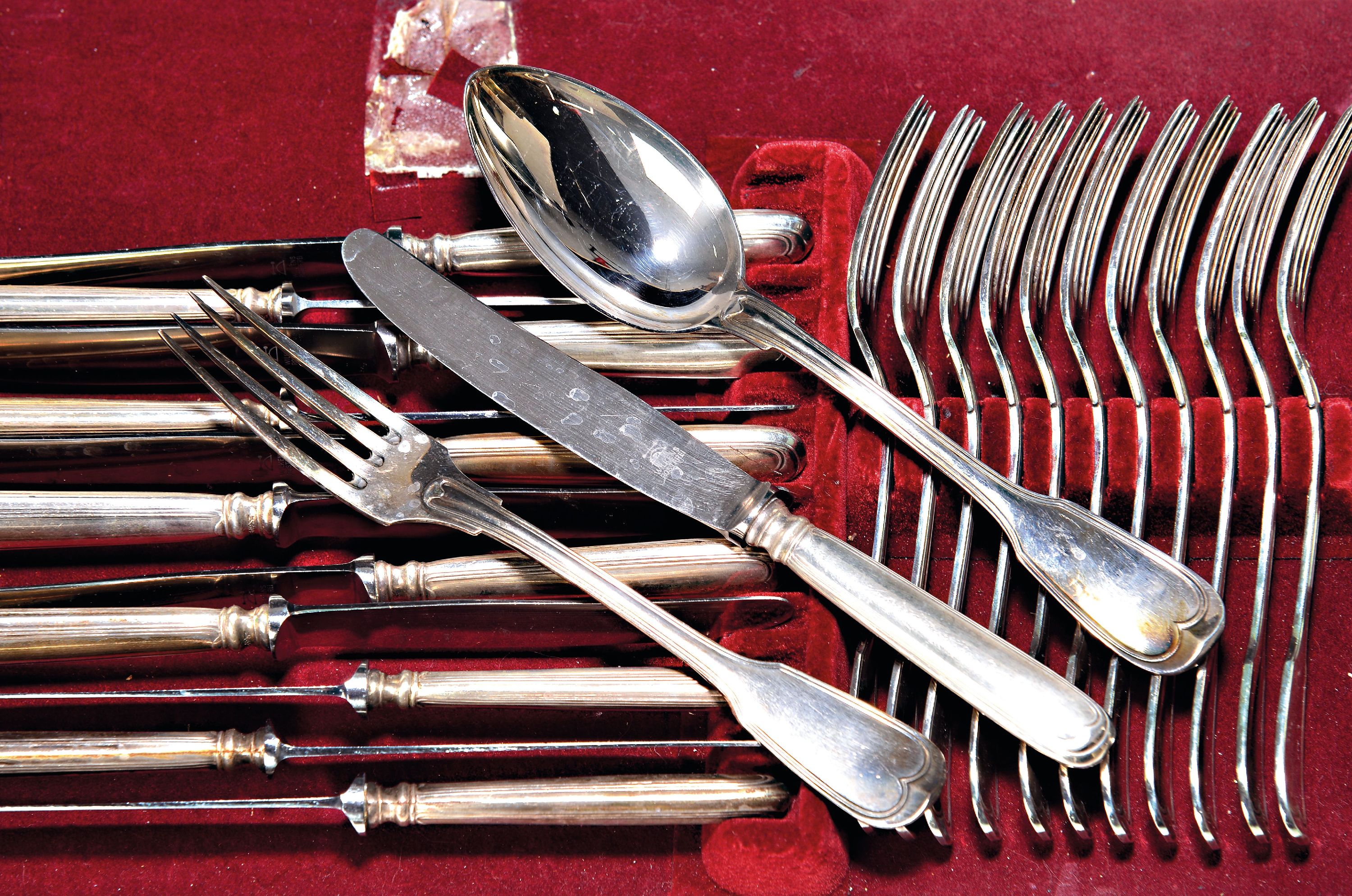 Image 27043668 - Umfangreiches Besteckset Augsburger Faden, Wilkens, Bremen, 800er-Silber, 12 ...