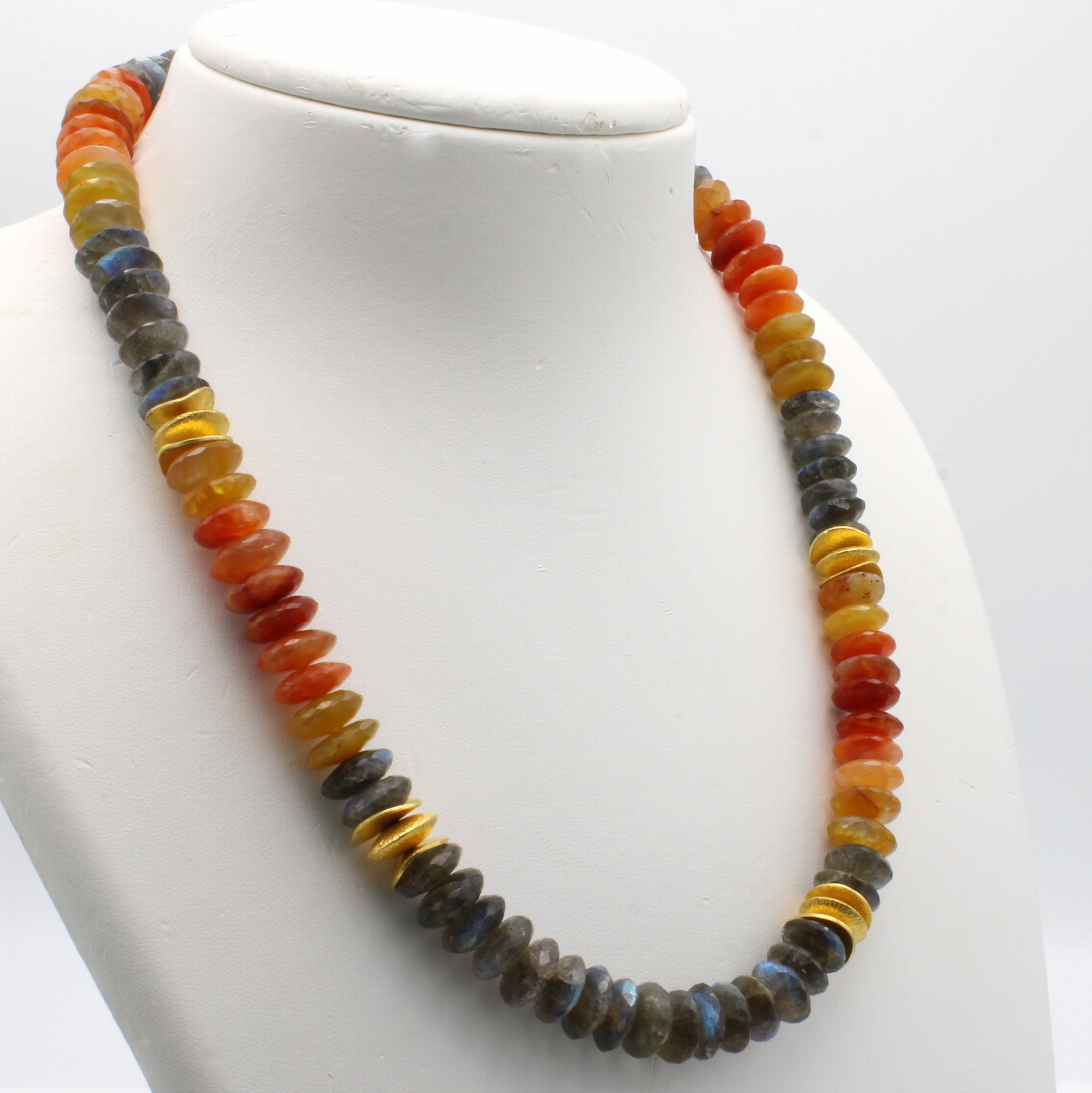 Image 27043706 - Collier aus Farbsteinen, Schließe und Zwischenteile Silber verg., Labradorit und ...