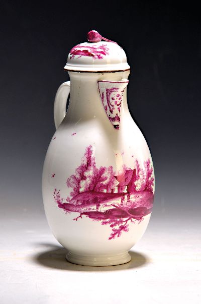 Image Kaffeekanne, Höchst, um 1765-70, Porzellan, purpurfarbener Landschaftsdekor, ...