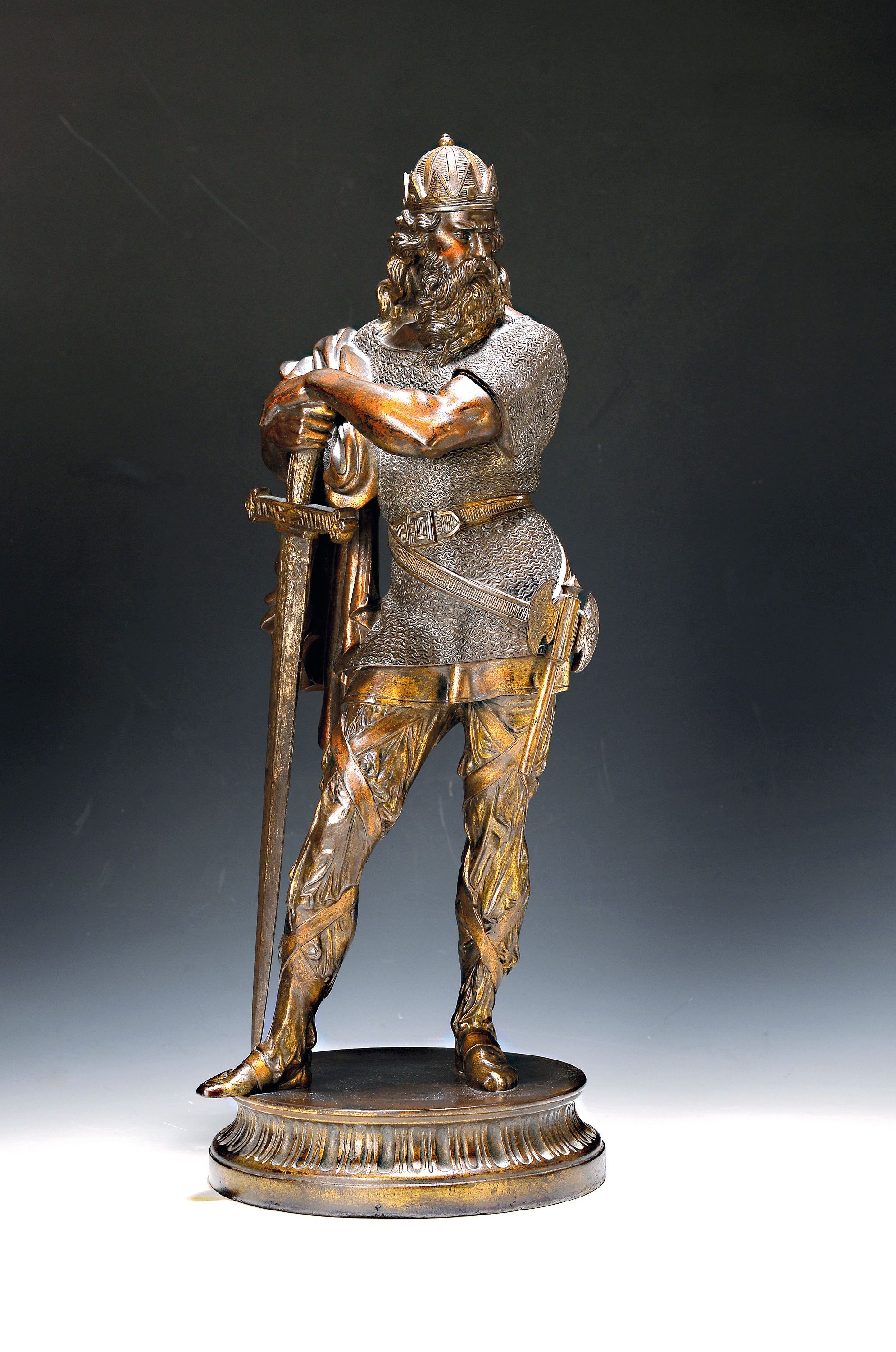 Image 27043999 - Skulptur eines gallischen Feldherrn, wohl Frankreich, um 1900, Metallguß, patiniert, im ...