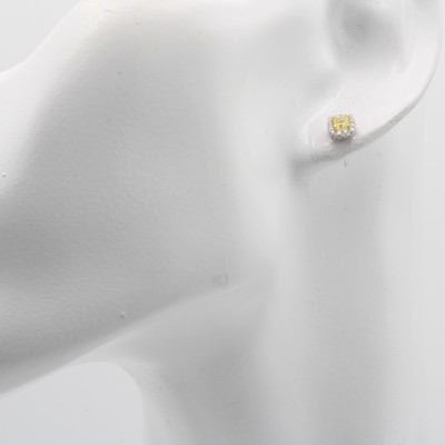 27043978a - Paar Ohrstecker/Ohrgehänge mit Diamanten und Brillanten, WG 750/000, 4 Diam. im ...