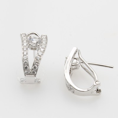 Image Paar Steckerclip mit Brillanten, WG 750/000, 2 Brill. zus. ca. 0.48 ct u. 40 Brill. zus. ...