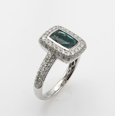 27043987b - Ring mit Indigolith und Brillanten, WG 750/ 000, Indigolith im Antikschliff ca. 1.40 ct ...