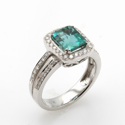 27043991a - Ring mit Smaragd und Brillanten, WG 750/000, Smaragd ca. 2.12 ct von sehr guter Farbe, ...