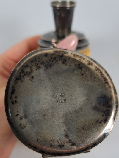 27043998h - Zwei Meerschaumpfeifen aus dem Besitz der Familie Tolstoy, Finnland, um 1800, ...