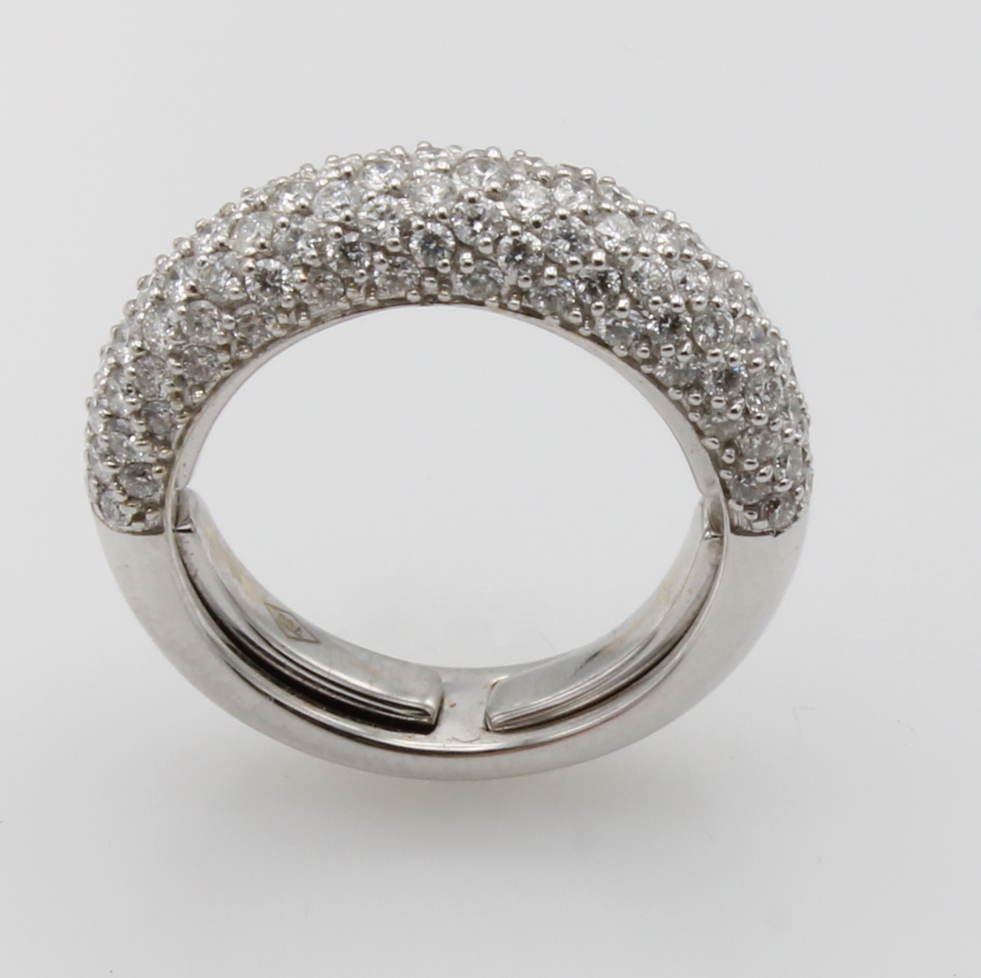 Image 27044075 - Ring mit Brillanten, WG 750/000, Brill. zus.ca. 1.64 ct feines Weiß/si, RW ca. 55 ...