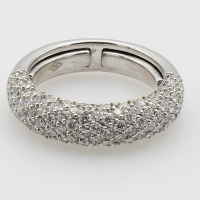 27044075a - Ring mit Brillanten, WG 750/000, Brill. zus.ca. 1.64 ct feines Weiß/si, RW ca. 55 ...