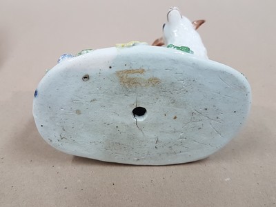 27044084h - Porzellanfigur, ´Schaf´, Meissen, um, 1747-50, Entwurf P. Reinicke 1747, stehendes Schaf ...