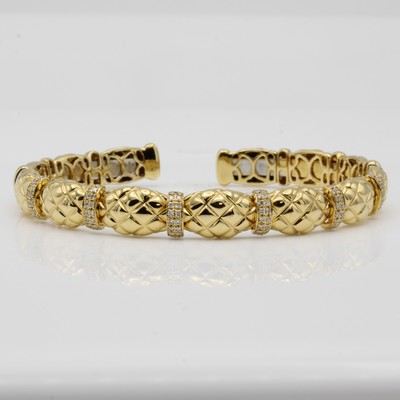 27044348a - Armspange mit Brillanten, GG 750/000, Brill.zus. ca. 0.34 ct feines Weiß/si, ...