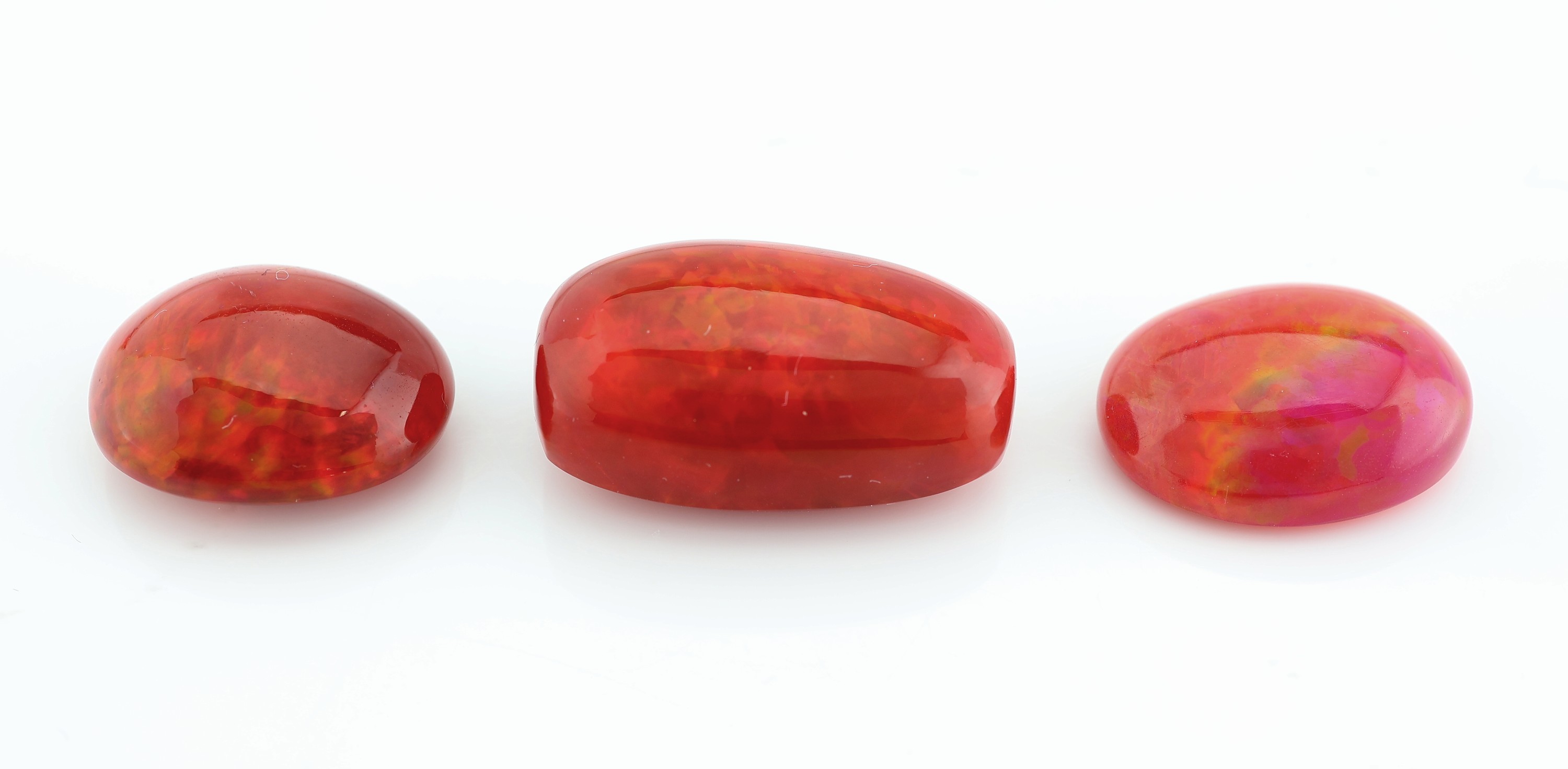 Image 27044474 - Lot 3 lose rote Opale, zus. ca. 25.26 ct, 1 x 20.49 x 11.68 x 9.12 mm, 1 x 16.25 x 12.73 ...