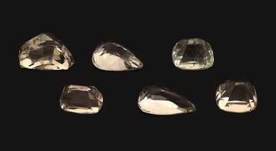 27044539b - Lot 6 lose Hiddenite, zus. ca. 83.42 ct, versch. Schliffformen und Farbnuancen ...