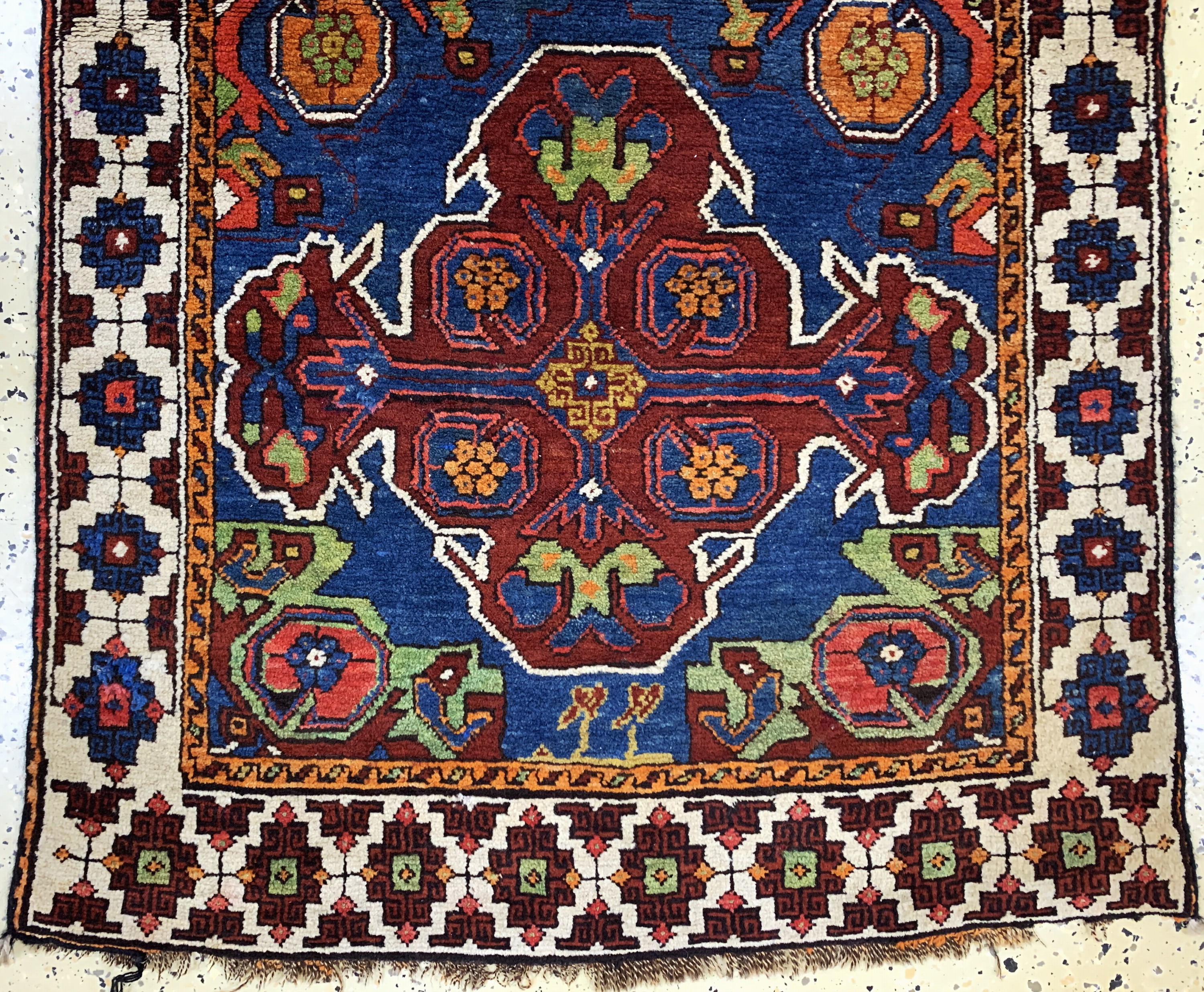 Detail b: Bergama antik, Türkei, um 1900, Wolle auf Wolle, ca. 163 x 92 cm, EHZ: 2, (restauriert)