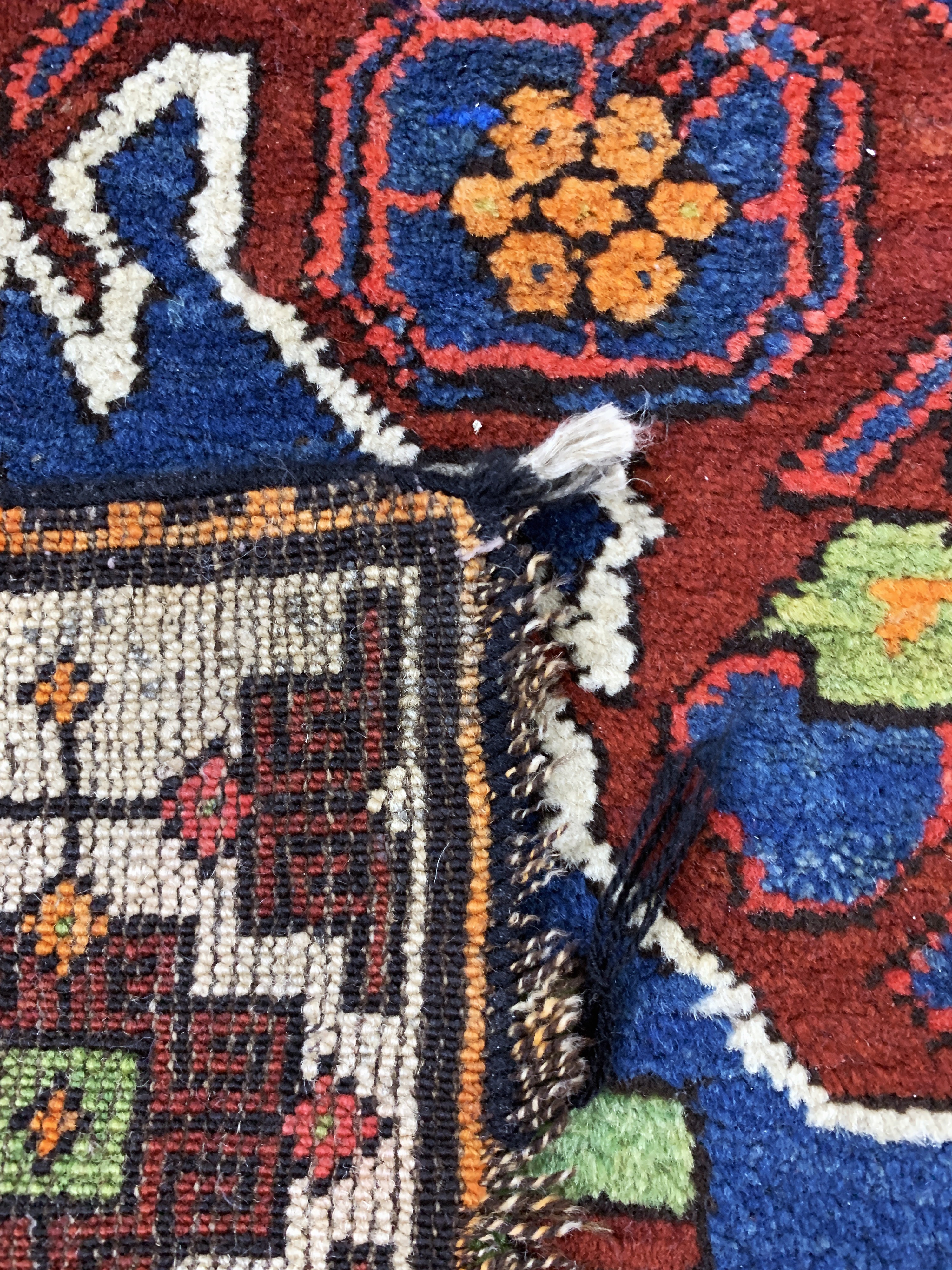 Detail d: Bergama antik, Türkei, um 1900, Wolle auf Wolle, ca. 163 x 92 cm, EHZ: 2, (restauriert)