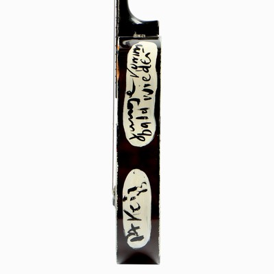 27044878c - Peter Robert Keil, Kunstobjekt Gitarre, 1983, Rückseite mit Titel: ´Junge komm bald ...
