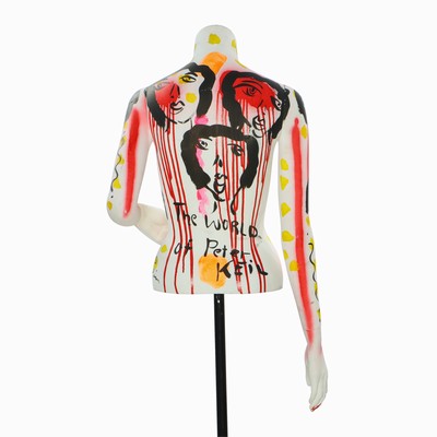 27044881a - Peter Robert Keil, Kunstobjekt Mannequin, Paris/Berlin, Titel: ´The World of Peter Keil´, ...