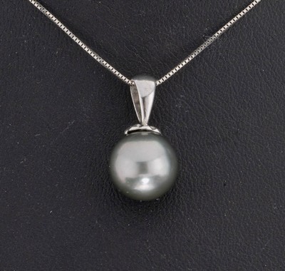 27044991a - 14 kt Gold Perl-Anhänger, WG 585/000, anthrazitfarb. Zuchtperle, D. ca. 10.2 mm, an ...