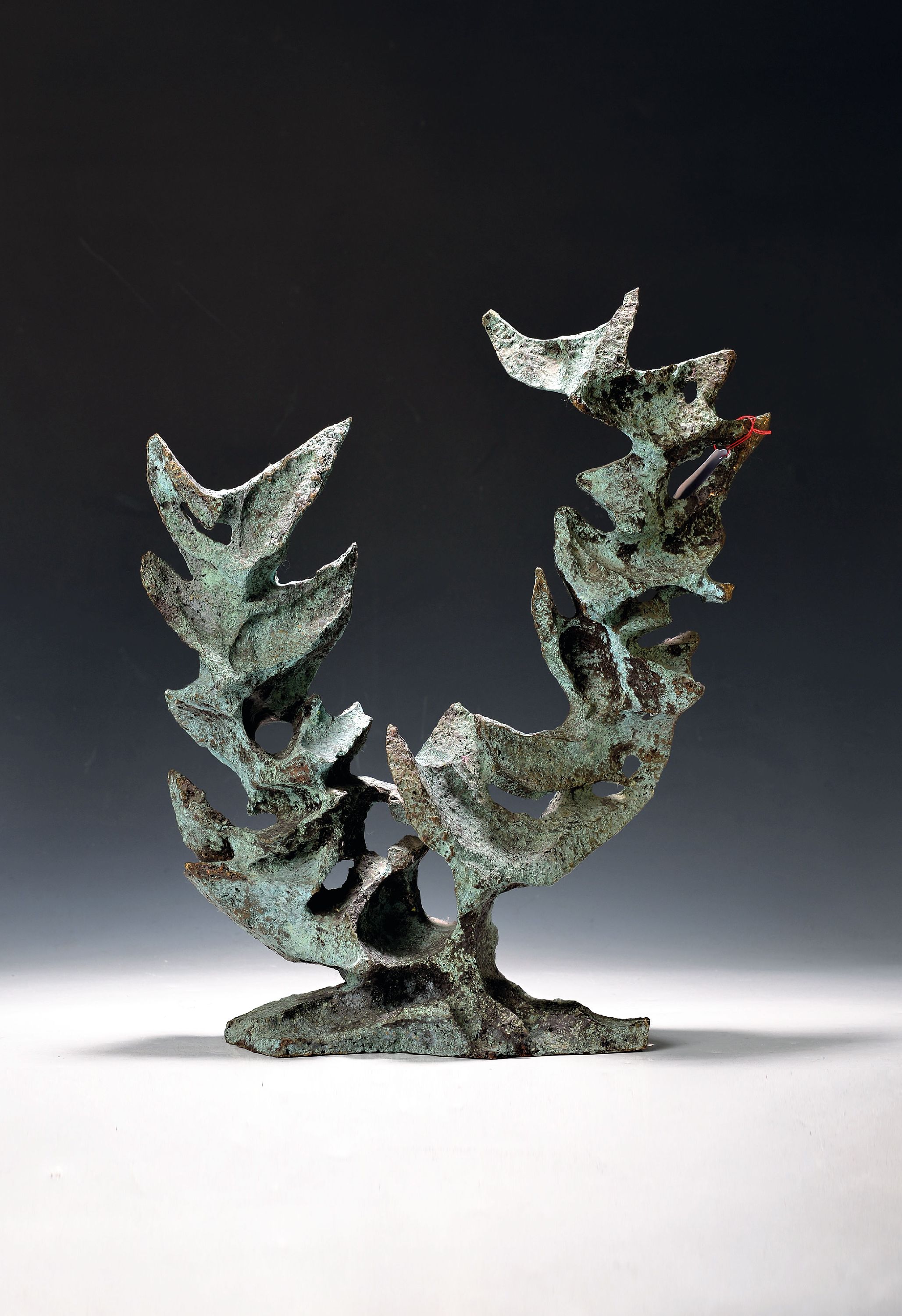 Image 27045001 - Georg Günther Zeuner, 1923 Dresden-2011 Speyer, Ohne Titel, Bronzeskulptur, partiell ...