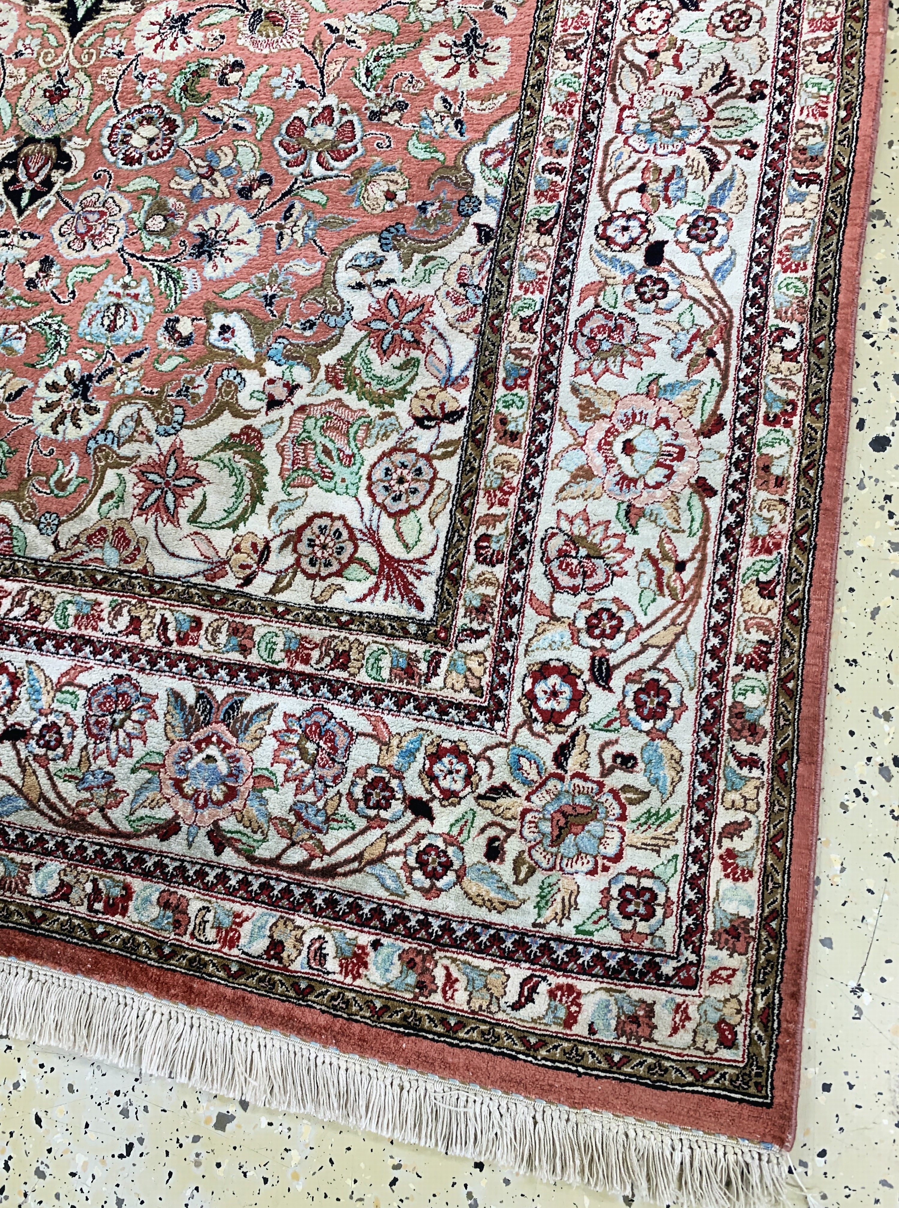 Detail d: Ghom Seide signiert, Persien, Mitte 20.Jhd,reine Naturseide, ca. 204 x 130 cm, gereinigt,EHZ: 2