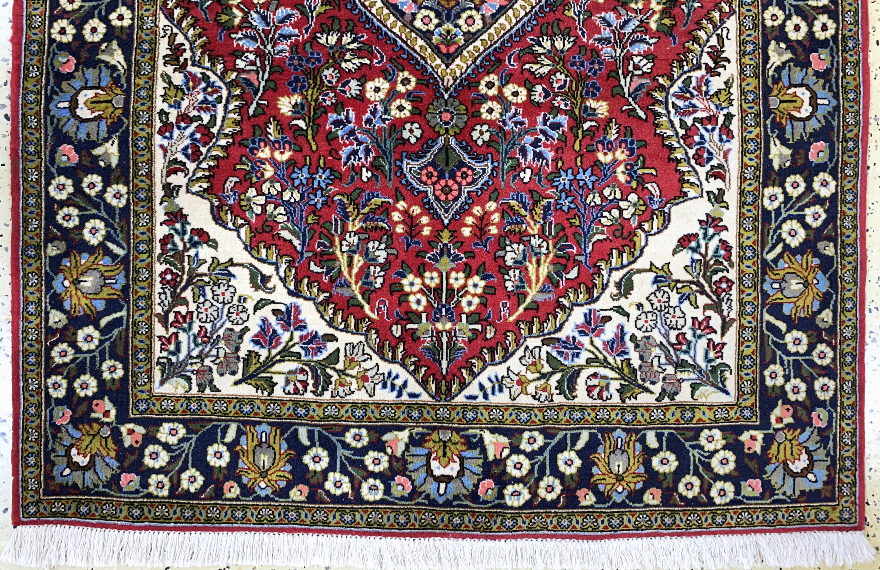Detail b: Ghom Kork, Persien, Ende 20.Jhd, Korkwolle,ca. 160 x 106 cm, EHZ: 2