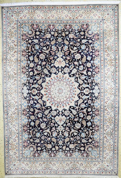 Image Nain fein(6 La), Persien, Mitte 20.Jhd, Korkwolle mit Seide, ca. 307 x 213 cm, ca. ...