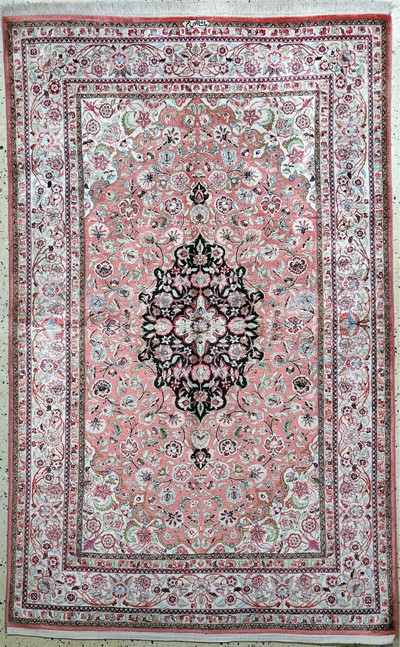 Image Ghom Seide signiert, Persien, Mitte 20.Jhd,reine Naturseide, ca. 204 x 130 cm, ...