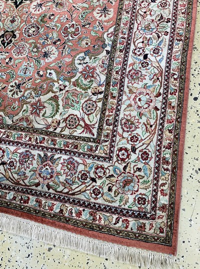 27045003d - Ghom Seide signiert, Persien, Mitte 20.Jhd,reine Naturseide, ca. 204 x 130 cm, ...