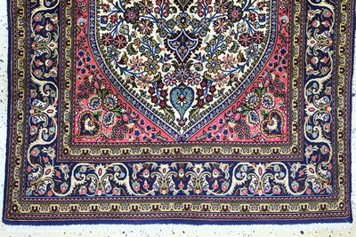 27045005b - Ghom Kork, Persien, Ende 20.Jhd, Korkwolle,ca. 155 x 106 cm, EHZ: 2 Schätzpreis: 490, ...